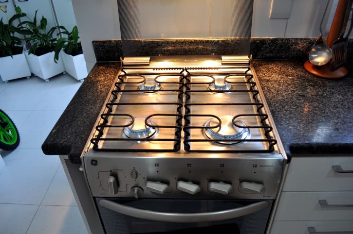 Fitting a Gas Stove